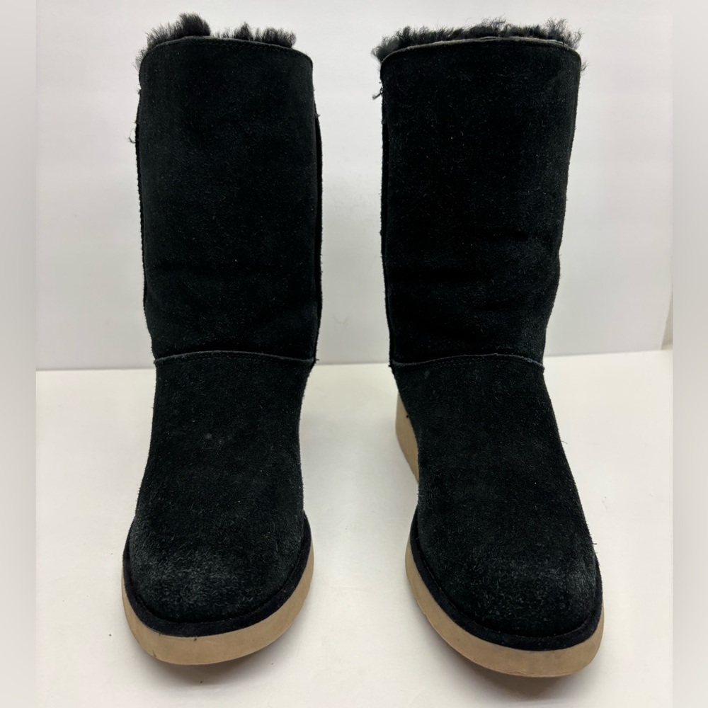 Koolaburra Black Faux Suede Fur-Lined Mid-Calf Winter Boots, SZ 9, box 34